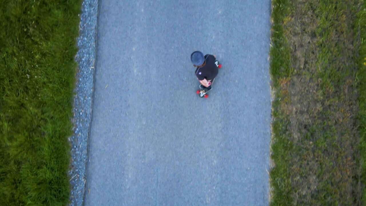 Elektro-Longboard: Das neue Boardgefühl für Wintersportler und Wellenreiter